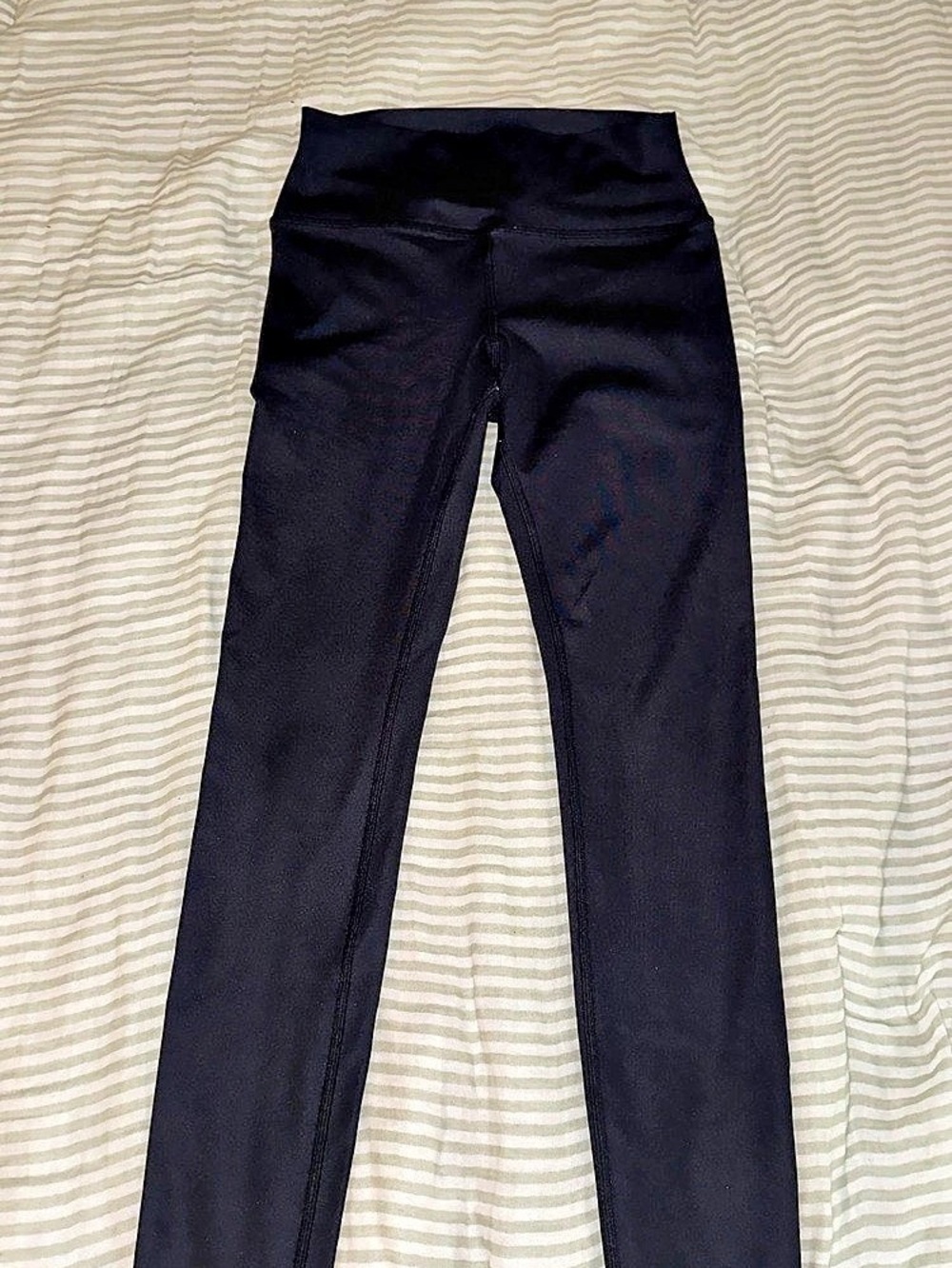 alo Black Leggings Size Medium Like New
